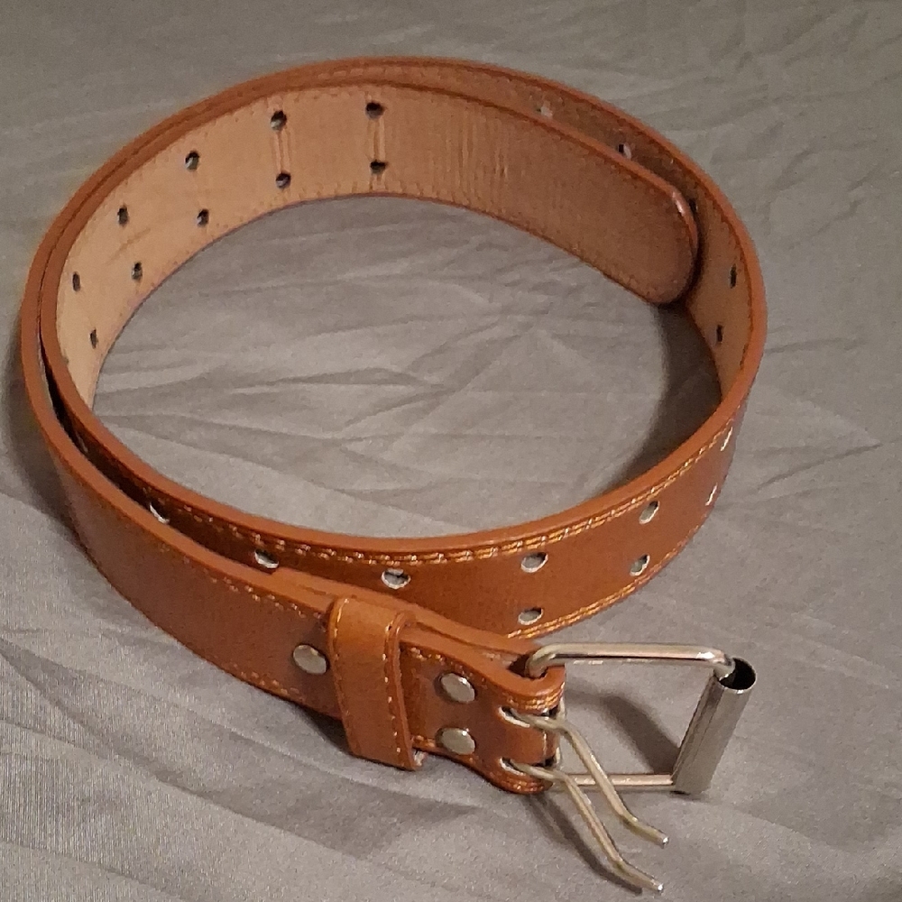 Women's Tan Leather Belt